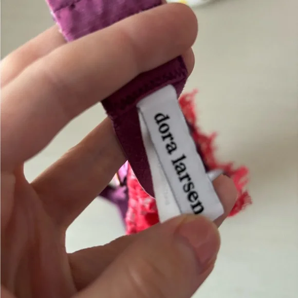 Dora Larsen color block mesh and lace blue red and purple demi bra - 32C - Picture 5 of 8